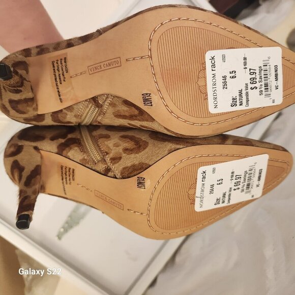 NEW Vince Camuto Ambind Bootie Calf Hair Leather. Size 6.5 - Picture 11 of 15